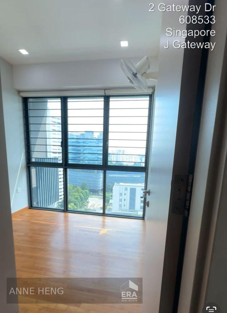 Prop-GPT: Condominium: D22 Jurong East J Gateway