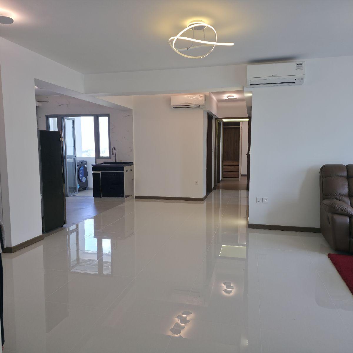 Prop-GPT: HDB Apartment: D20 Ang Mo Kio 246B ANG MO KIO STREET 21