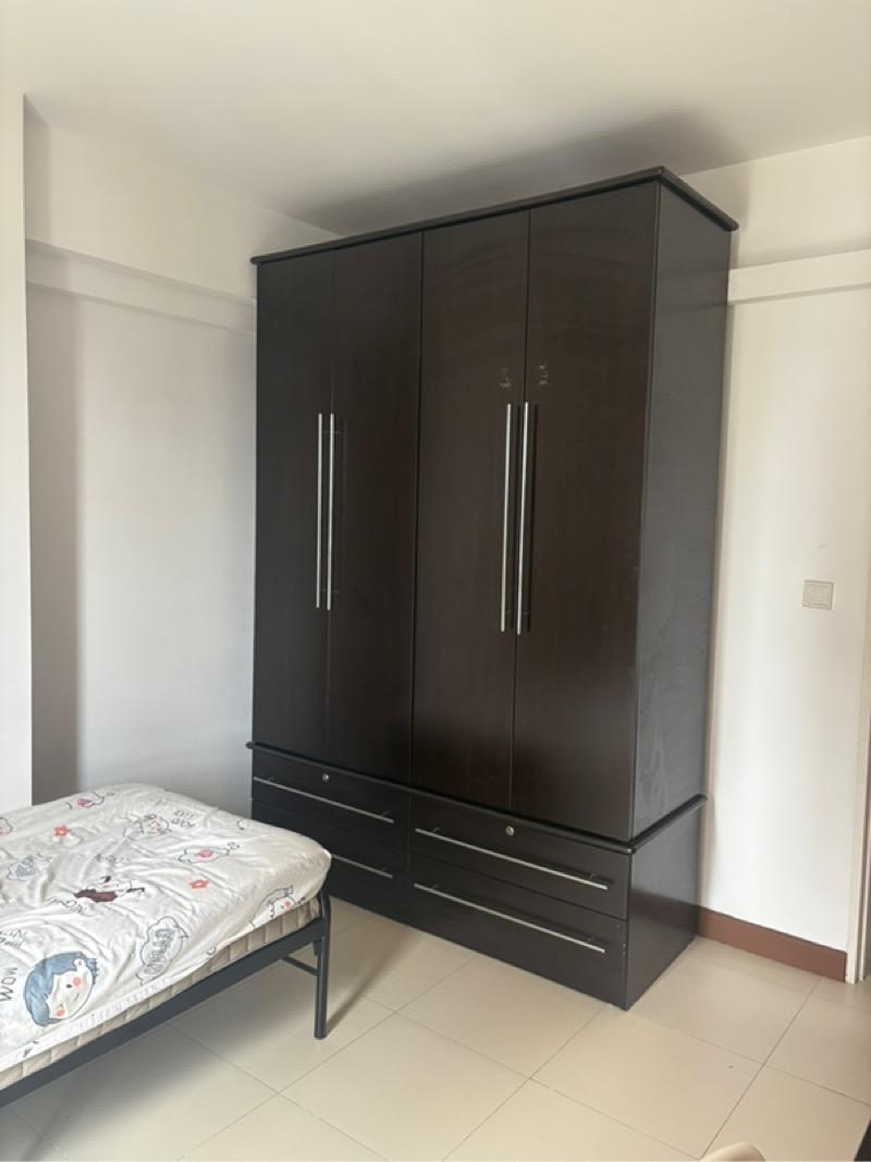 421 Clementi Avenue 1 HDB Apartment Room Rental, $1,100, 1 Bed 2 Bath 1,033 sqft $1.06 psf