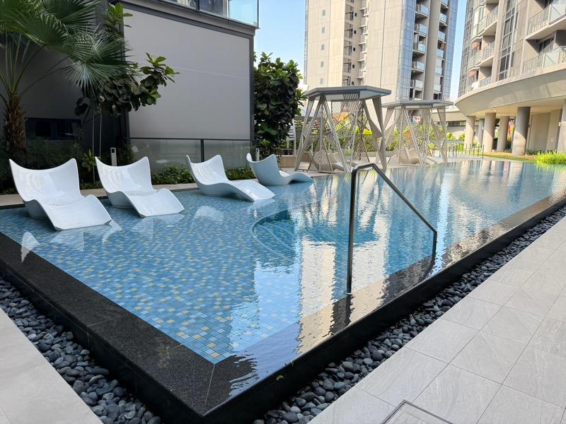 The Antares Condominium For Rent, $3,800, 1 Bed 1 Bath 452 sqft $8.41 psf