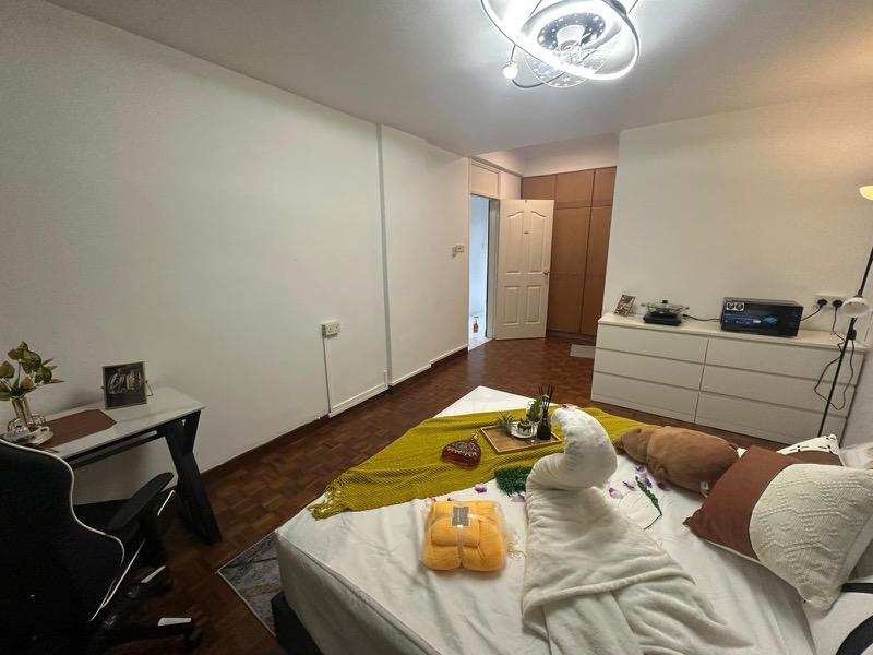 Loyang Valley Condominium Room Rental, $1,668, 1 Bed 1 Bath 250 sqft $6.67 psf