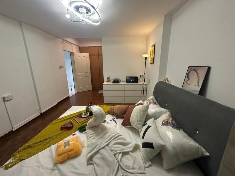 Loyang Valley Condominium Room Rental, $1,668, 1 Bed 1 Bath 250 sqft $6.67 psf