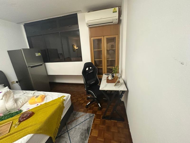 Loyang Valley Condominium Room Rental, $1,668, 1 Bed 1 Bath 250 sqft $6.67 psf