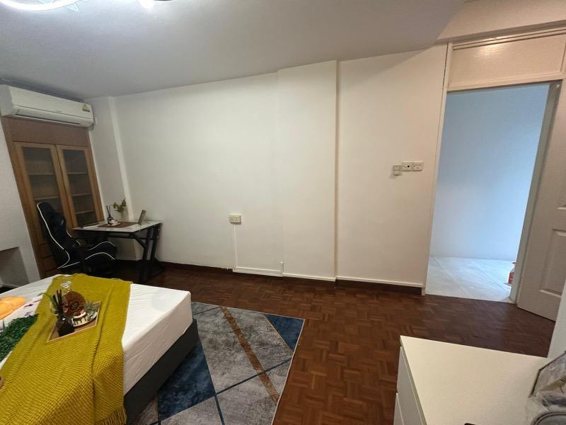 Loyang Valley Condominium Room Rental, $1,668, 1 Bed 1 Bath 250 sqft $6.67 psf