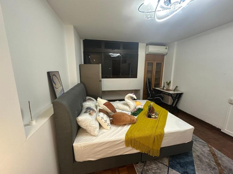 Loyang Valley Condominium Room Rental, $1,668, 1 Bed 1 Bath 250 sqft $6.67 psf