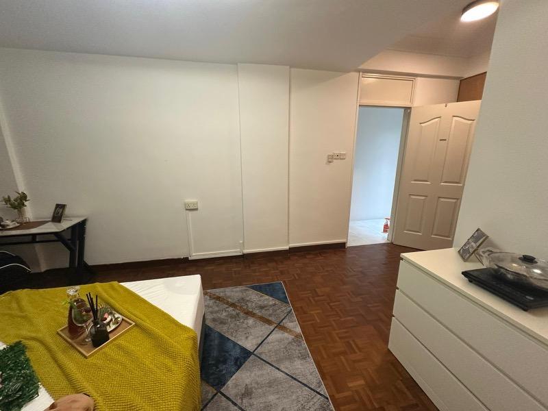 Loyang Valley Condominium Room Rental, $1,668, 1 Bed 1 Bath 250 sqft $6.67 psf