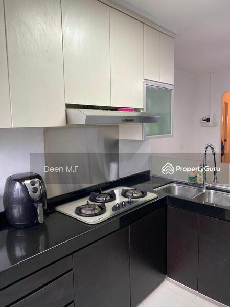 295 Tampines Street 22