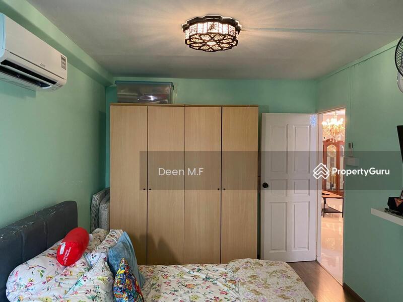 295 Tampines Street 22