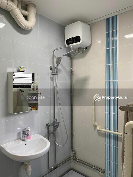 295 Tampines Street 22