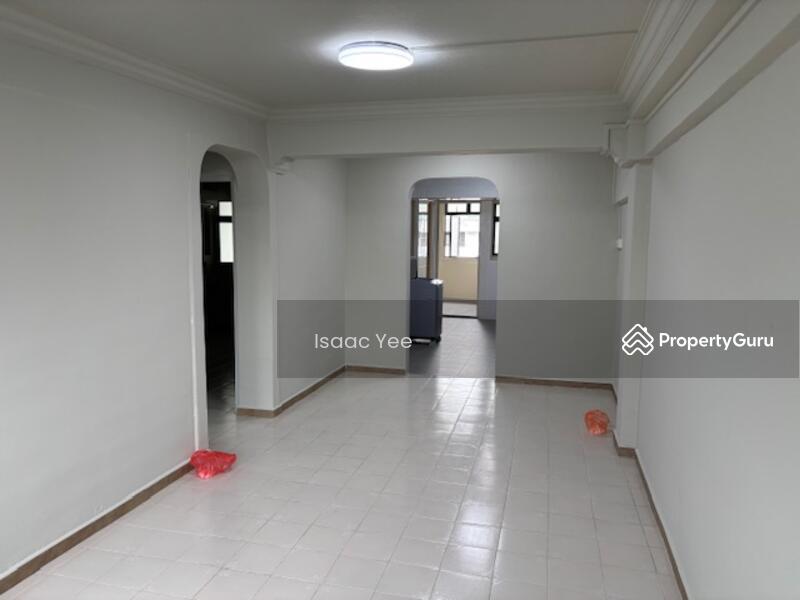 HDB Flat for Rent: Telok Blangah, D04, 090018