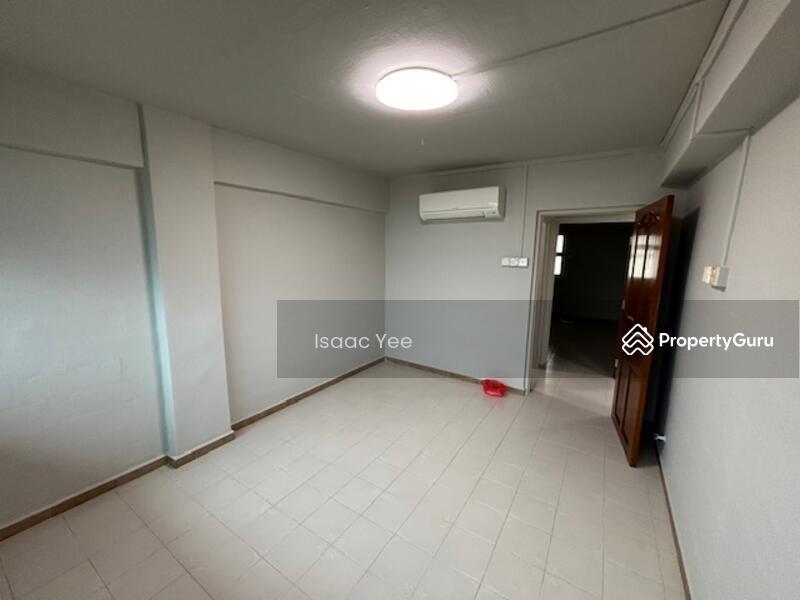 HDB Flat for Rent: Telok Blangah, D04, 090018