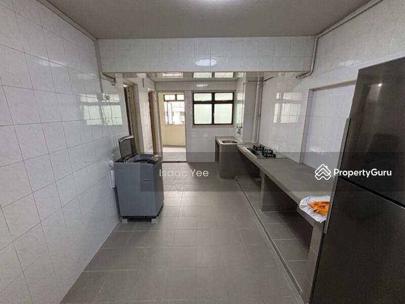 HDB Flat for Rent: Telok Blangah, D04, 090018