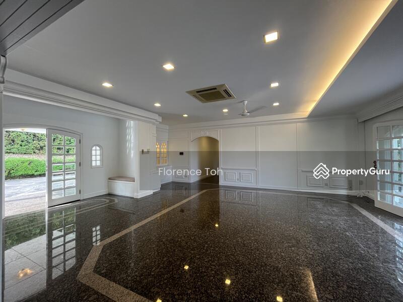Bungalow - Good Class for Rent: River Valley, D10, 248000