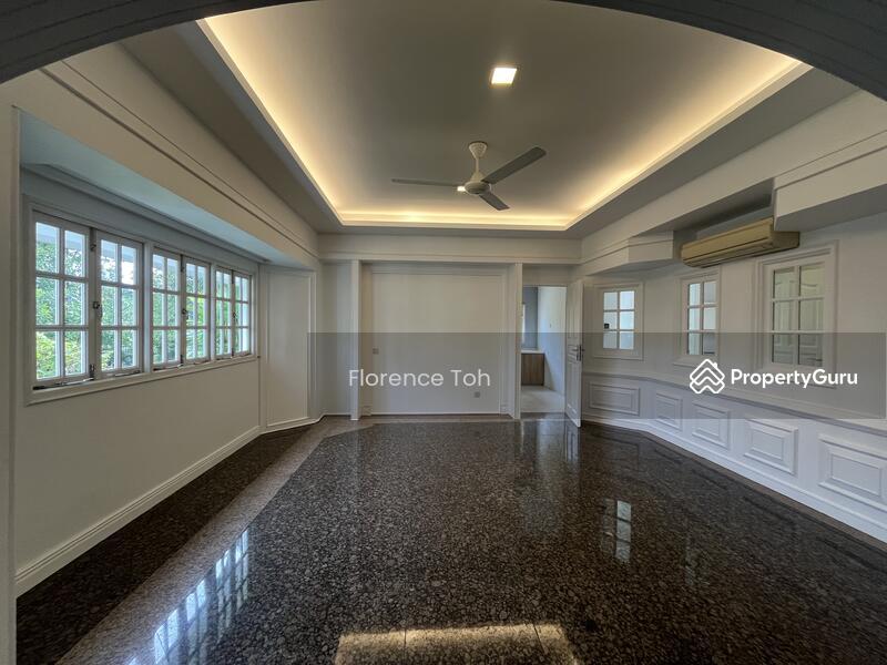 Bungalow - Good Class for Rent: River Valley, D10, 248000