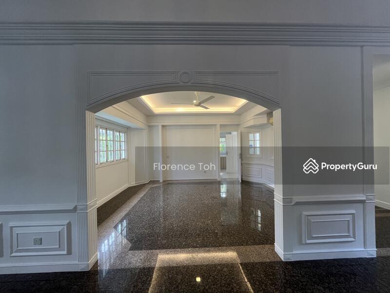 Bungalow - Good Class for Rent: River Valley, D10, 248000