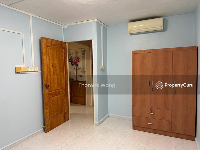 606 Hougang Avenue 4