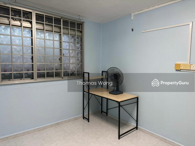 606 Hougang Avenue 4