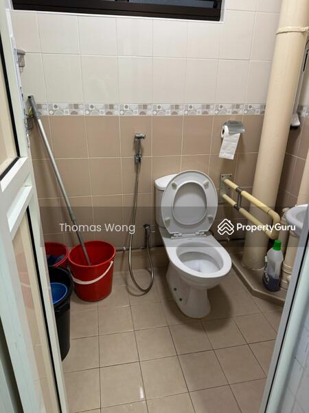 606 Hougang Avenue 4