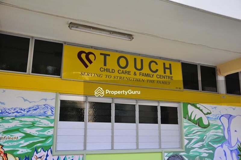 606 Hougang Avenue 4