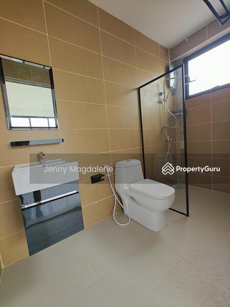Landed living close to nature, amenities & MRT