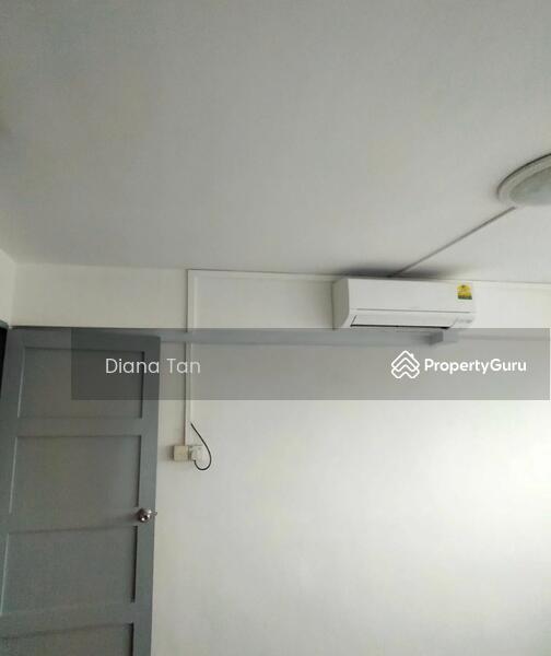 Prop-GPT: HDB Flat: D25  17 Marsiling Lane