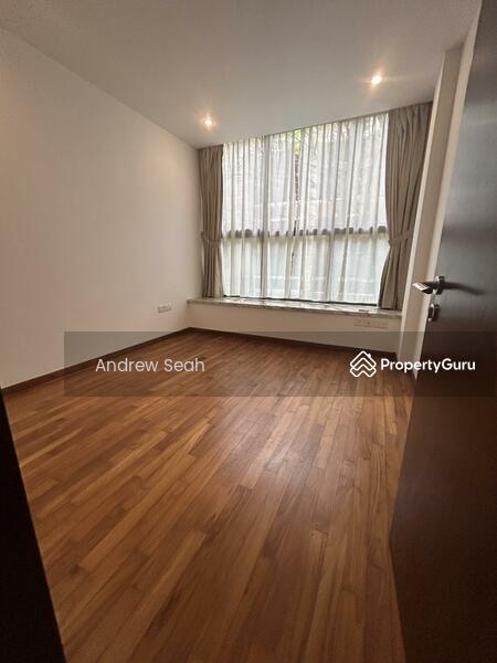 Condominium - Cluster House for Rent: Holland, D10, 275764