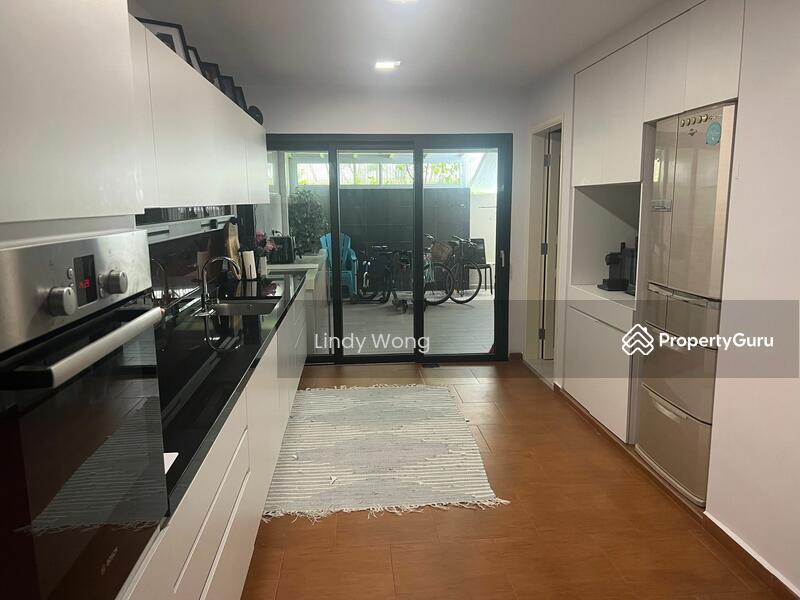 Terrace for Rent: D19, 555000