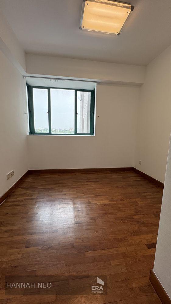 Condominium for Rent: Serangoon Avenue 3, Serangoon, D19, 554774