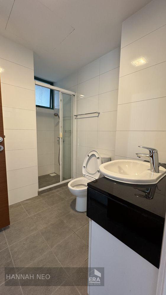 Condominium for Rent: Serangoon Avenue 3, Serangoon, D19, 554774