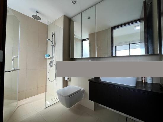 Condominium for Rent: D02, 088660