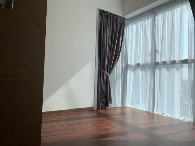 Queens Peak Condominium For Rent, $4,600, 2 Bed 2 Bath 775 sqft $5.94 psf