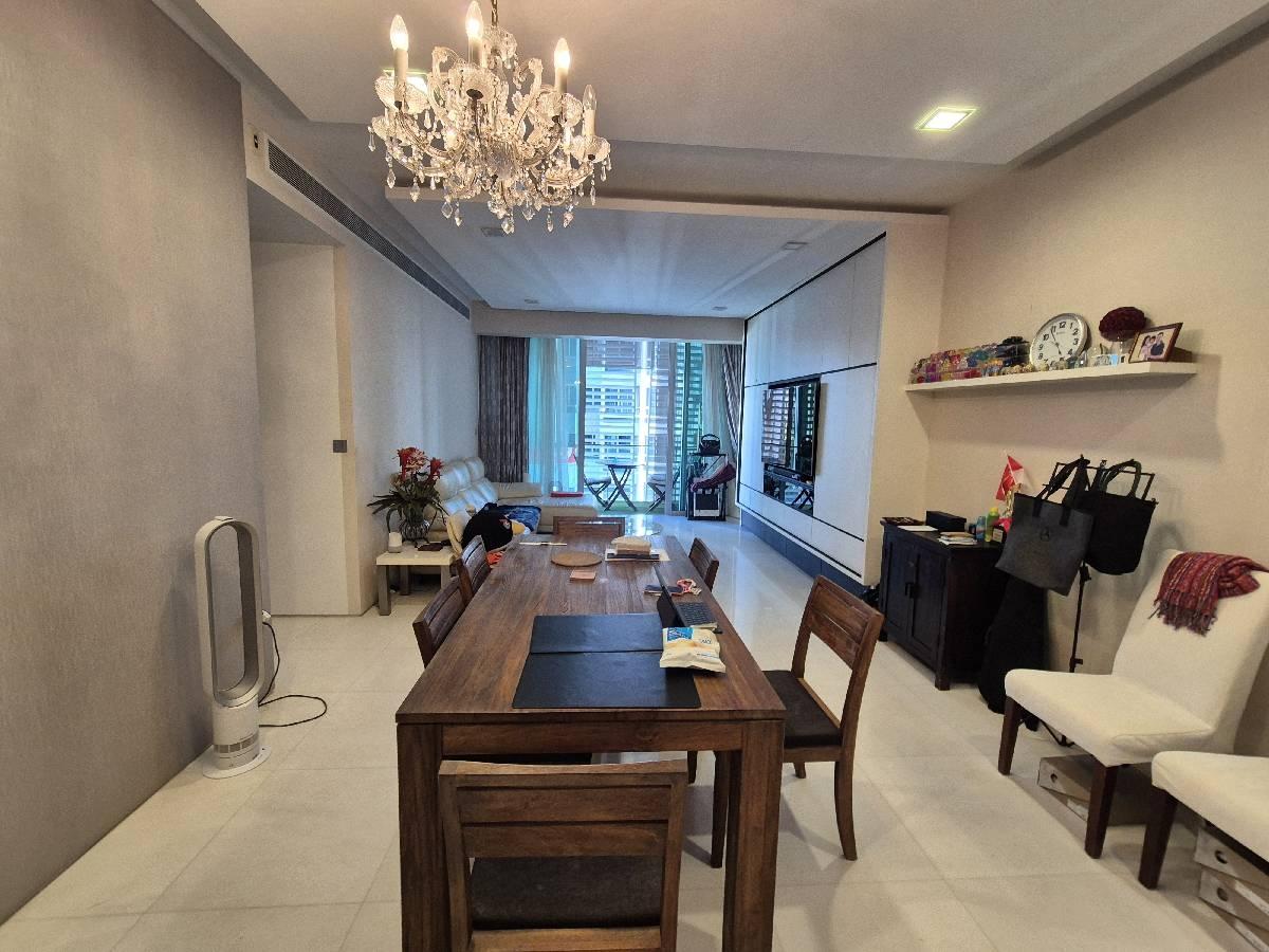 Condominium for Rent: Cairnhill, D09, 229745