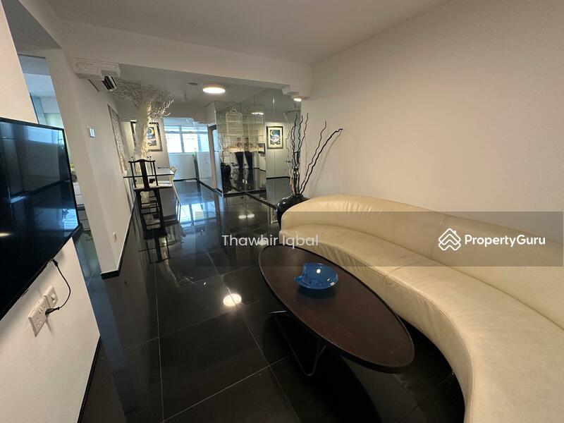 Prop-GPT: HDB Flat: D15 Marine Parade 33 Marine Crescent