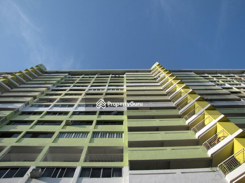 33 Marine Crescent