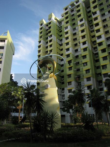 33 Marine Crescent