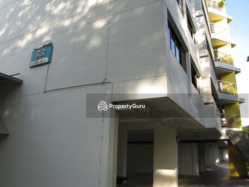 33 Marine Crescent