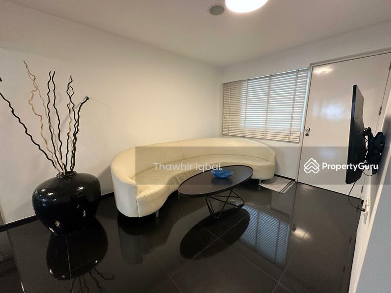 33 Marine Crescent