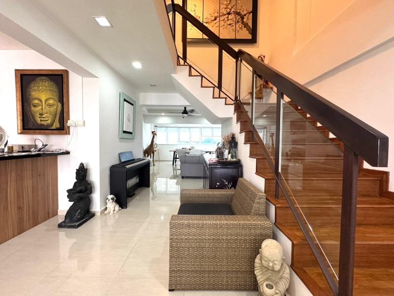 Prop-GPT: HDB Apartment: D23 Bukit Batok 526 Bukit Batok Street 51