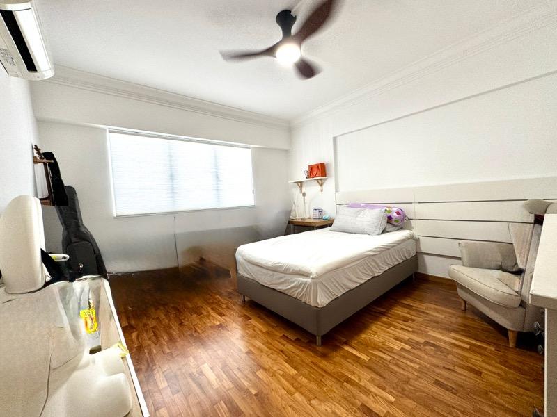 526 Bukit Batok Street 51 HDB Apartment For Rent, $4,500, 4 Bed 3 Bath 1,571 sqft $2.86 psf