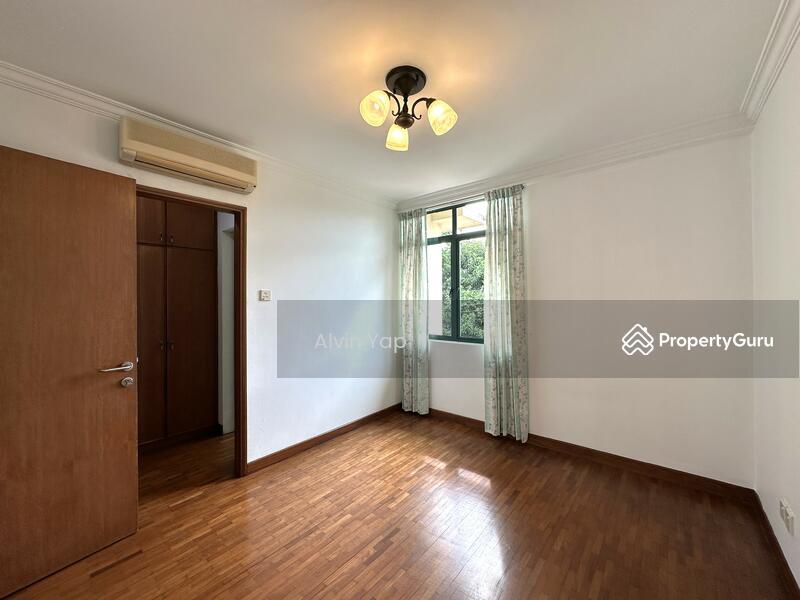Serangoon Gardens Market 3 Storey Semi-D