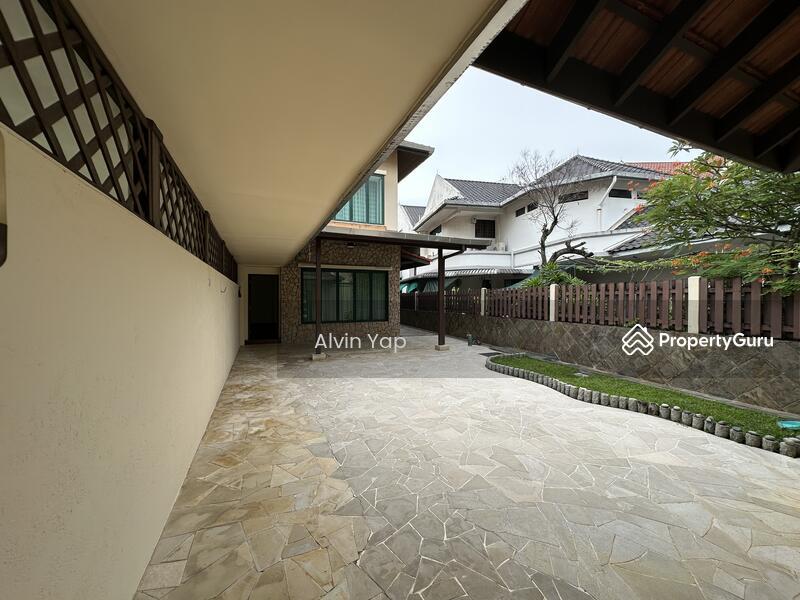 Serangoon Gardens Market 3 Storey Semi-D