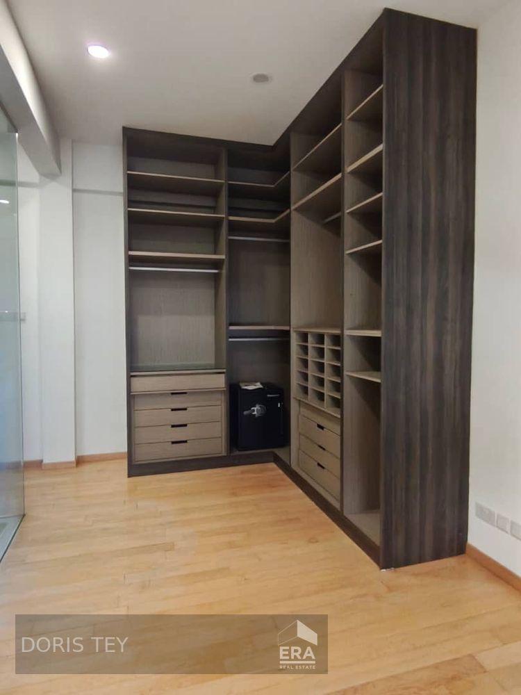 Condominium for Rent: Lloyd Road, Orchard, D09, 239100
