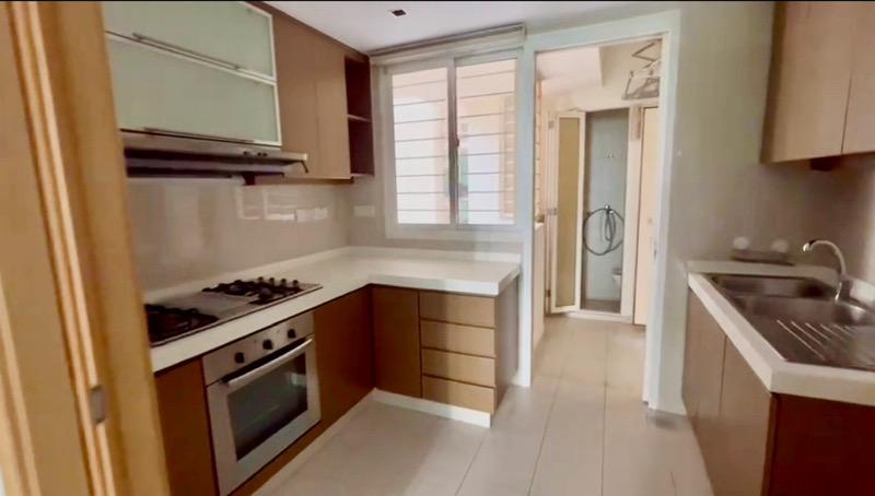 SAVANNAH CONDOPARK Condominium For Rent, $4,999, 3 Bed 3 Bath 1,227 sqft $4.07 psf