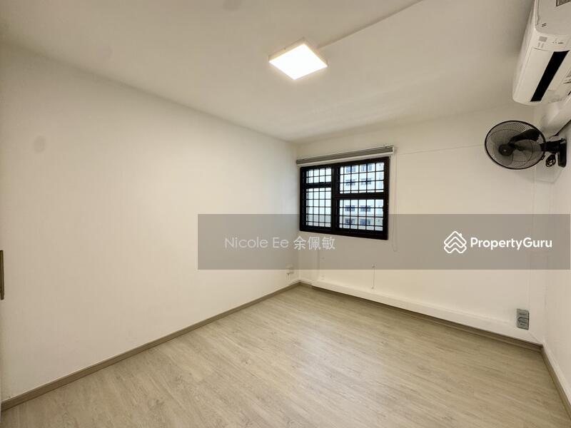 Prop-GPT: HDB Flat: D04 Telok Blangah 18 Telok Blangah Crescent