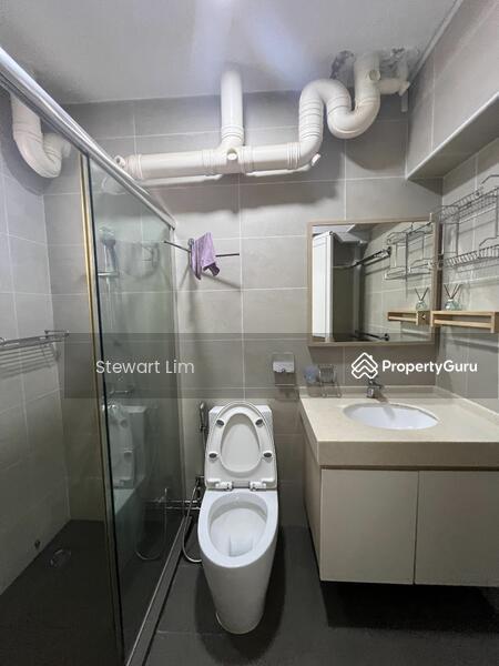 Prop-GPT: HDB Flat: D19 Hougang 945 Hougang Street 92