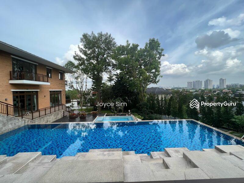 Prop-GPT: Bungalow - Good Class: D10  Elevated with Great Views GCB