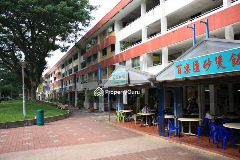728 Ang Mo Kio Avenue 6