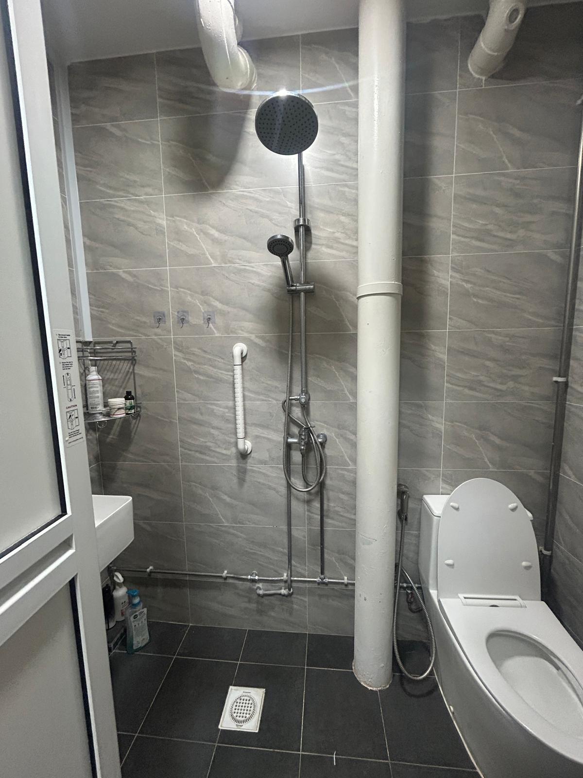 749 Jurong West Street 73 HDB Apartment Room Rental, $600, 1 Bed 1,313 sqft $0.46 psf