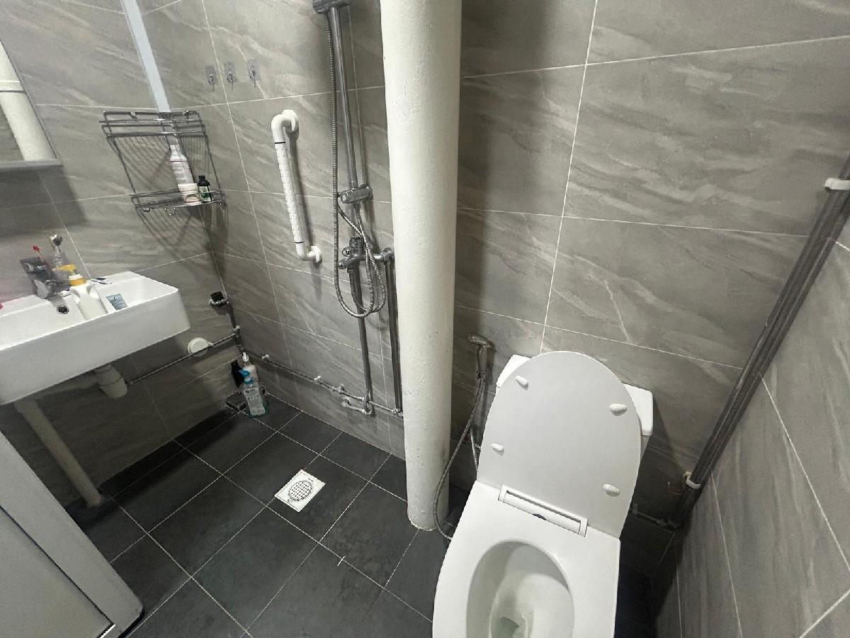 749 Jurong West Street 73 HDB Apartment Room Rental, $600, 1 Bed 1,313 sqft $0.46 psf