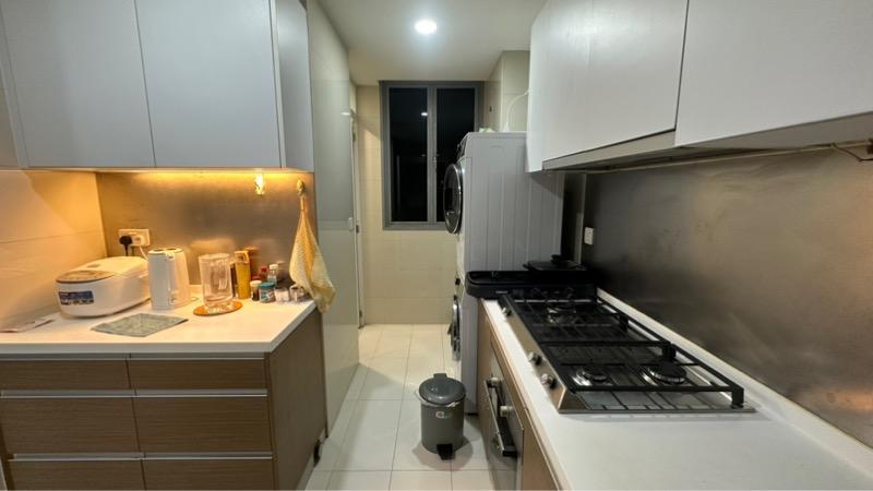 D'Mira Condominium Room Rental, $1,200, 1 Bed 1 Bath 150 sqft $8.00 psf